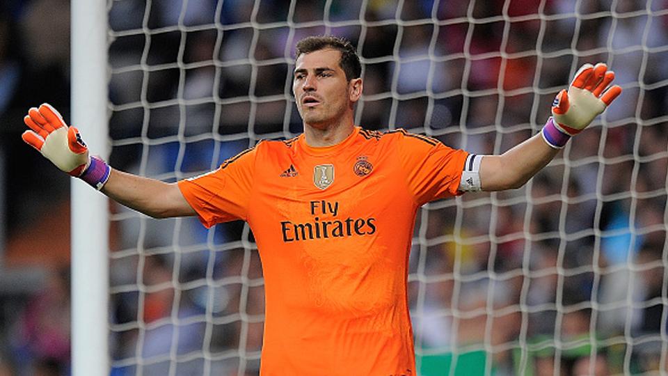 Iker Casillas saat masih menjadi penjaga gawang Real Madrid. - INDOSPORT